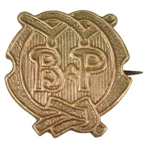 Vintage Old The Girl Guides Warrant Leader Metal Brooch Badge