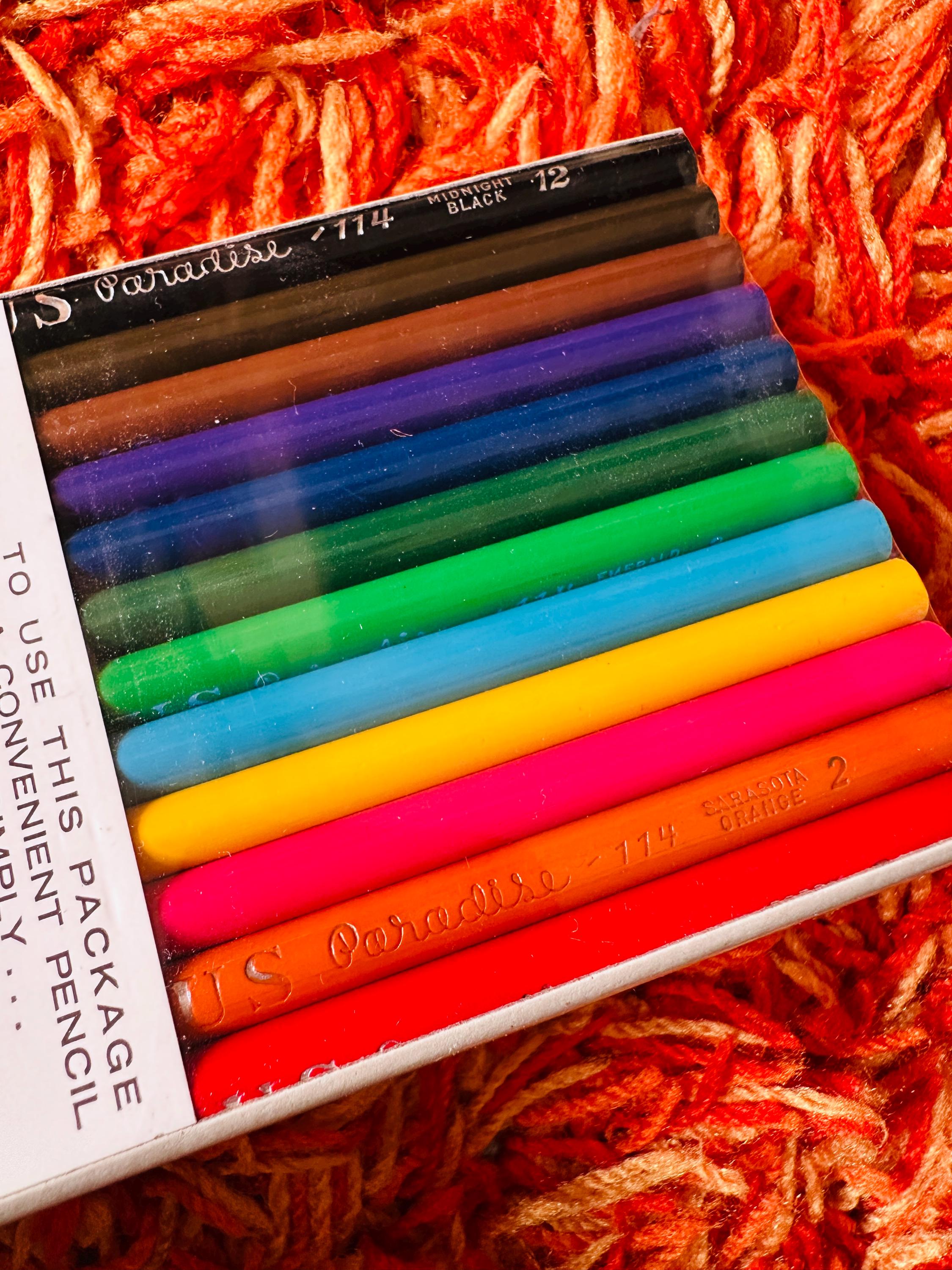 Vintage 1960s Set of 12 Venus Pen & Pencil Corp. Paradise Colored