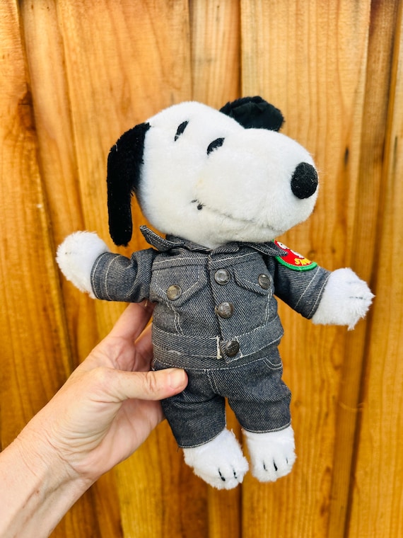 Vintage Baby Snoopy Stuffed Toy United Feature Syndicates Made in Korea NIB  1968 Peanuts Plushy Denim Suit Snoopy Patch