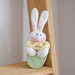 Bunny Rabbit Ornament, Easter Decor, Vintage 2000&#39;s Collection, Pastel Colors