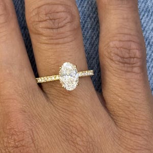 18K Yellow Gold Oval Lab Grown Diamond Engagement Ring