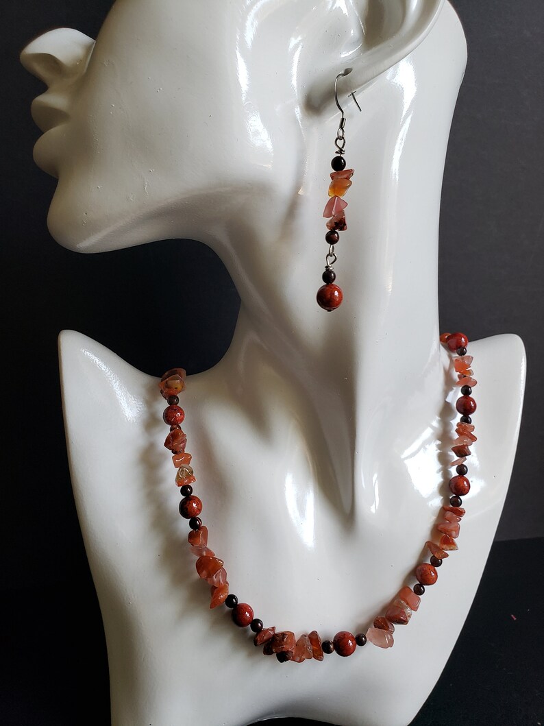 Fall Jewelry Set, Agate Necklace Beaded, Chip Bead Necklace Orange, Earthy Jewelry, Unique Birthday Gift for Wife, Mothers Day Gift for Mom Bild 2