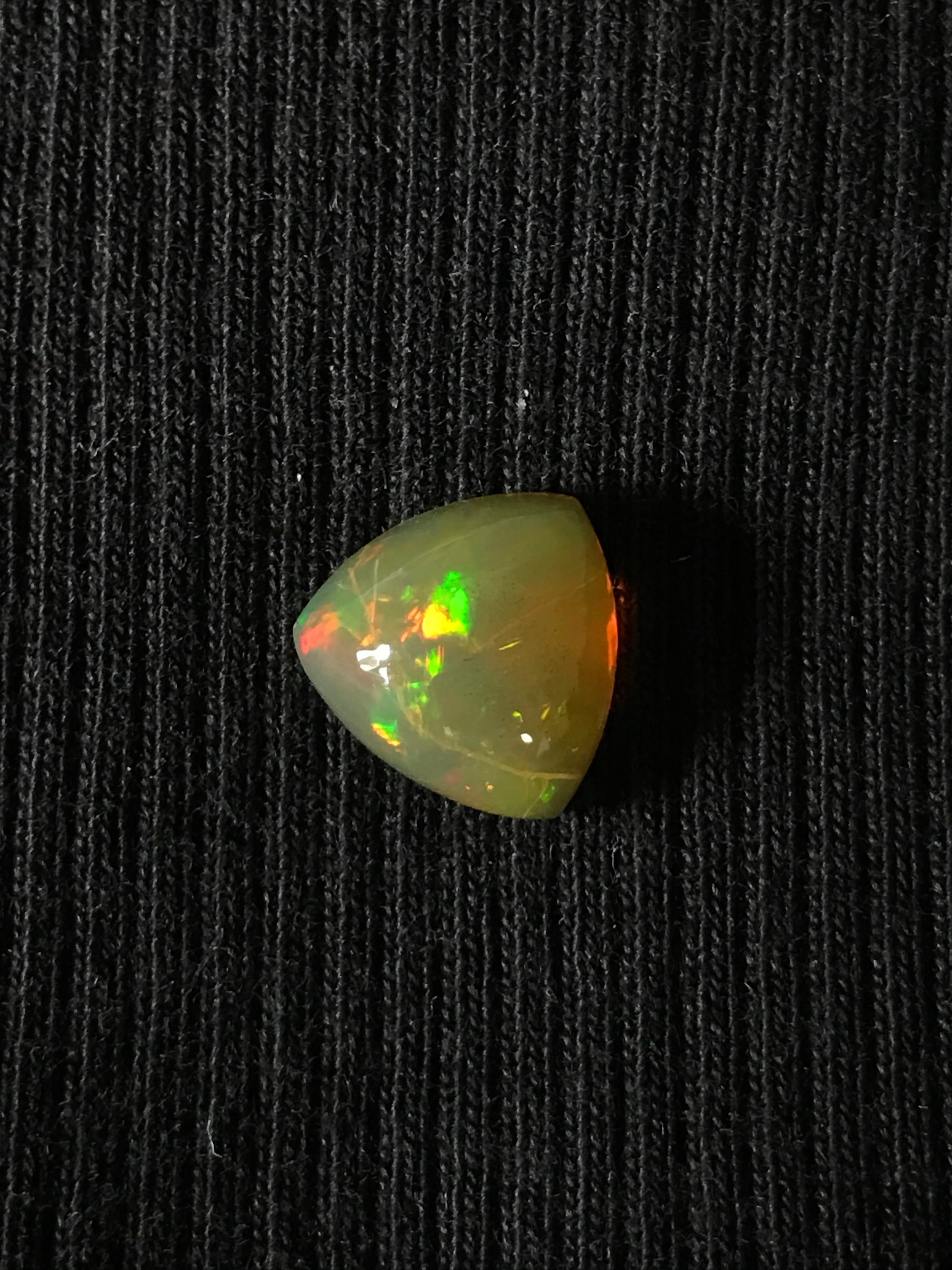 An  Elegant AAA Pure 100%  Natural Ethiopian Opal for making Jewelry pendants and necklaces with the size  11x11x6mm