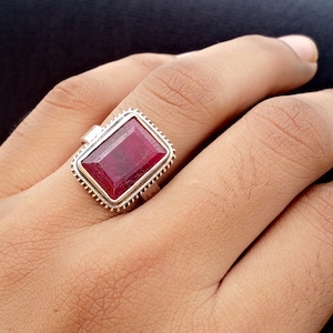 Anillo de plata de ley 925, anillo con rubí, anillo hecho a mano, anillo llamativo, anillo de promesa, anillo hermoso, anillo perfecto, anillo para mujer