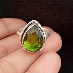 Solid 925 Sterling Silver Ring, Green Peridot Ring, Handmade Ring, Statement Ring, Anxiety Ring, Beautiful Ring, Wedding Ring, Woman Ring