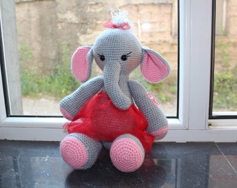 Crochet Elephant, Stuffed Elephant, toy elephant, Toy Animal, OOAK, handmade doll, Amigurumi Doll, Crochet toy, crochet doll, Elephant