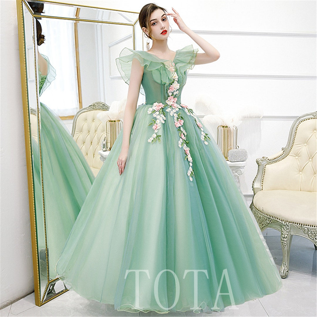 Green Organza layered gown | Party dress long, Layered gown, Baby dress  design