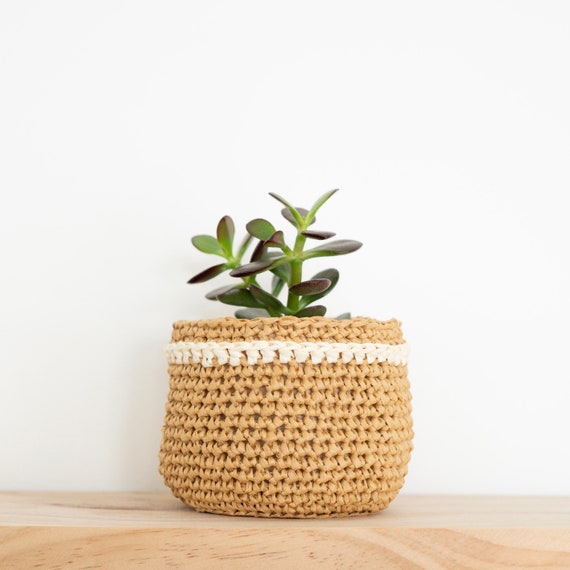 Mini basket