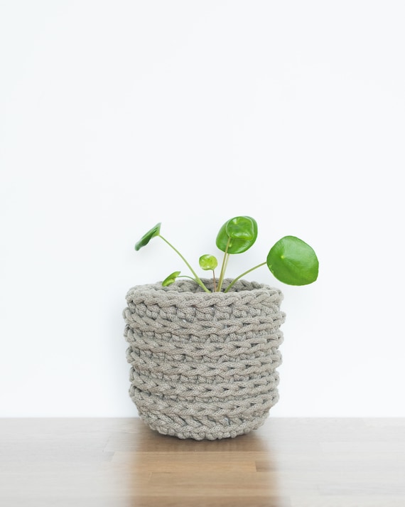 Indoor plant pot | Small | Taupe