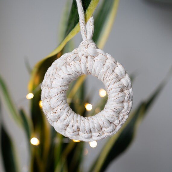 Handmade Christmas Decoration | Natural & Gold