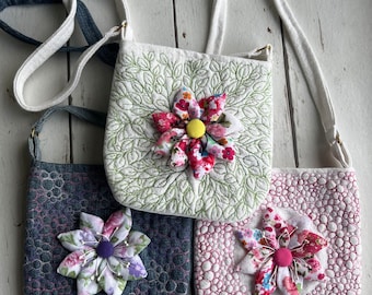 Handmade Patchwork Crossbody Bag: Floral Applique Shoulder Bag