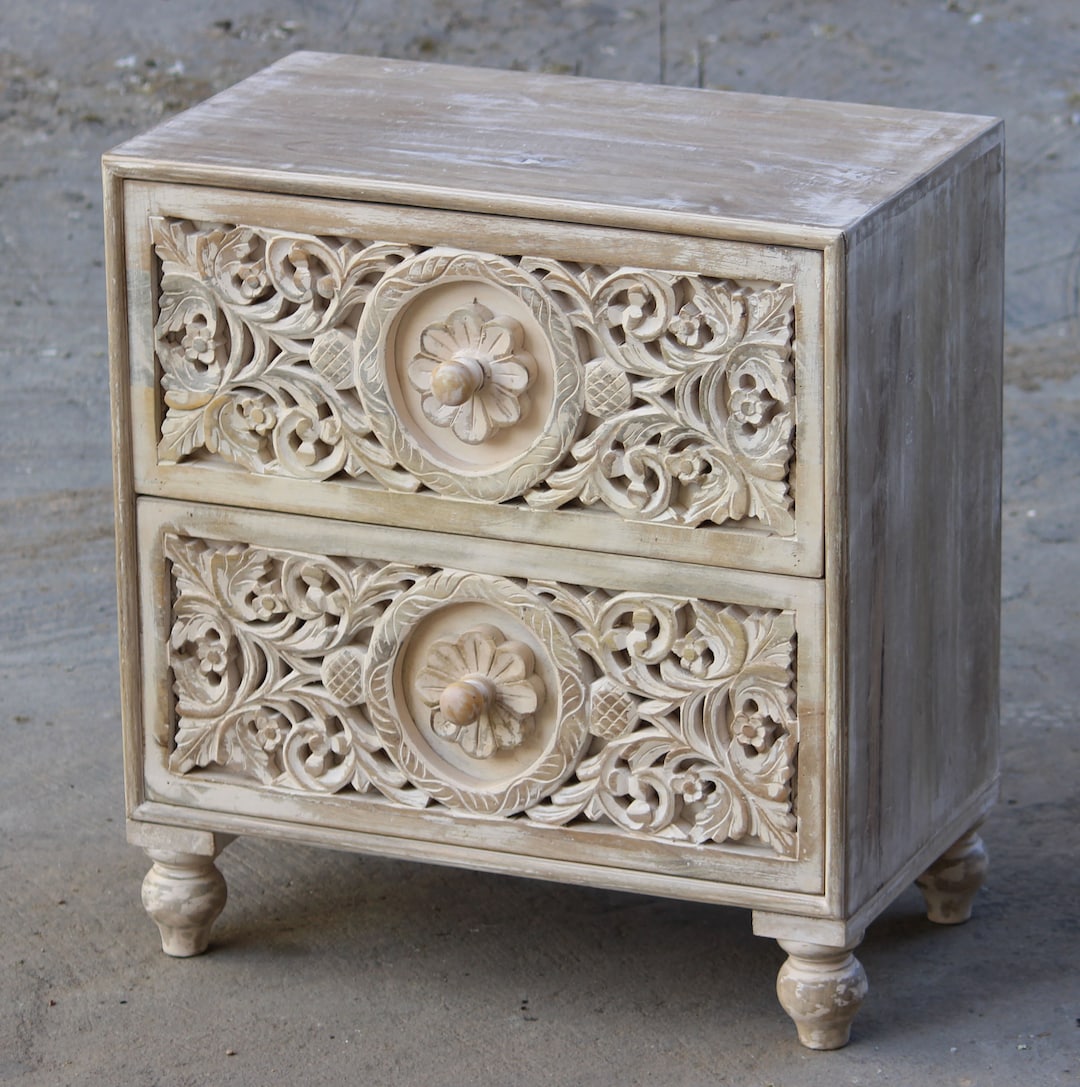 Indian Hand-Carved Wooden Bedside Cabinet/ Nightstand /Side table with 2 Drawer
