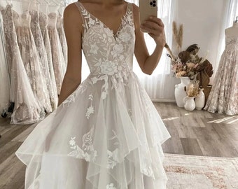 Summer A Line Wedding dress Deep V Neck 3d Floral Tulle Sleeveless Bride Party Bridal Gowns Romantic fairy Backless formal dress custom gown