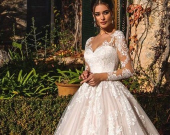 Long Sleeve Appliques Lace Wedding Dresses A line Beading Boho Bridal Gowns Romantic fairy Vintage custom plus size open back, Ballgown