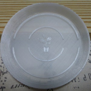 Plant Pot Saucers - 9cm - Transparent
