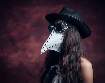 Wit kunstleer masker pestdokter: steampunkfestivalkostuum
