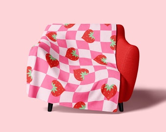 Polaire à motif damier Strawberry Kisses | Grande couverture 150 x 150 cm pour lit double | Jeté décoratif en forme de coeur en dopamine de l'an 2000