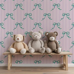 Flieder Schleifen-Tapetenrolle 10m Pirouetten-Band Streifen | Auf Wand kleben | Landhaus Coquette Kinderzimmer Schlafzimmer Hübsches Interieur Girly Zimmer