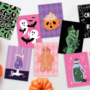 CREEP IT REAL 8er Set Halloween Mini Kunstdrucke | Ungerahmte A6 Postkarte | Niedlicher gruseliger Spaß-mutiger Kürbis-Geister-Postkarten Boo-Zombie