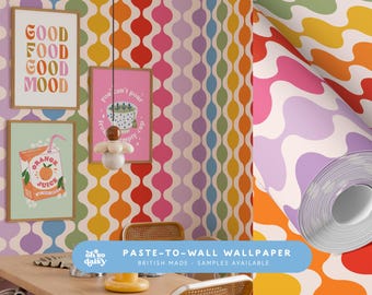 Colourful Wiggle Stripe Wallpaper – Retro Rainbow Mid-Century Wall Decor for Playrooms & Creative Homes