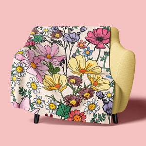 Wildflower Meadow Flower Fleece Blanket | 150 x 150 cm Large Double Bed blanket | Cottagecore Floral Dopamine Picnic Beach Throw Sofa