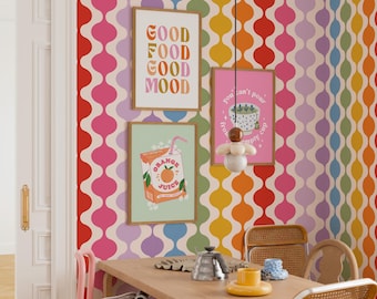 Colourful Wiggle Stripe Wallpaper – Retro Rainbow Mid-Century Wall Decor for Playrooms & Creative Homes