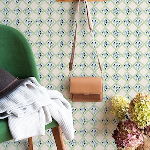 Floral Wallpaper Roll 10m &#39;Tulip Trellis&#39; | Paste to wall | Colourful Retro Vintage Cottage Coquette Bouquet Heritage Interior Wall Decor