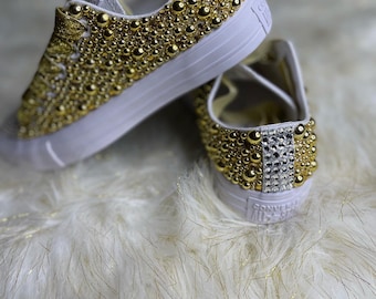 gold sparkly converse