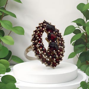 800 silver Art Nouveau navette ring with garnet RG53