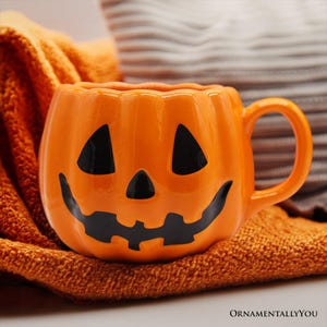 Classic Jack O&#39; Lantern Ceramic 4&quot; Pumpkin Mug, Halloween Drinkware and Spooky Fall Decor