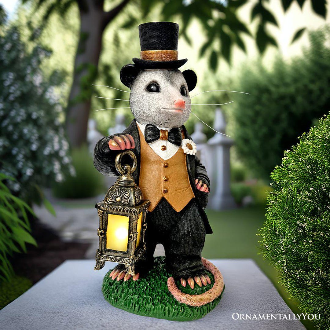 SELLS SILHOUETTE ILLUMINATE GUARD 9号 Gentleman Opossum the Victorian Nightcrawler With Solar Powered