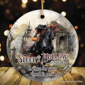 Adorno vintage de Sleepy Hollow, oscuro y espeluznante, recuerdo de Halloween del jinete sin cabeza imagen 1