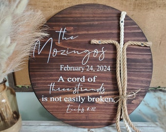 Round Unity Ceremony Sign, A Cord of Three Strands Is Not Easily Broken, Custom Wood Wedding Sign, 3 Cords, Ecclesiastes 4:12 Bible Verse
