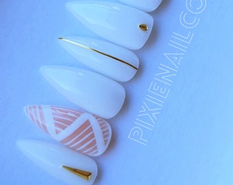 White and Gold Handpainted Press On Nails, Hard Gel Press Ons, Luxury Custom Nails, Apres Nails