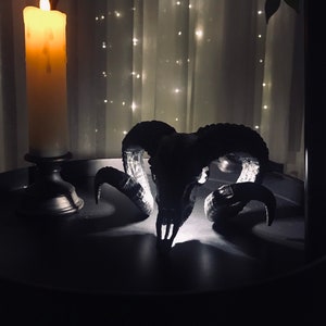 Ram Skull Side Table Lamp, Night Light, Statue, Sculpture, Lighting, Gothic, Model, Skulls, Home Decor, Housewarming