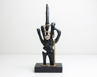 Edgy skelethandsieradenhouder - middelvinger displaystandaard voor je sieraden