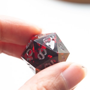 dés D20 simples, dés à vingt faces faits à la main, jeu de rôle, stylo et papier D20, cendres sanglantes image 3