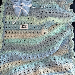 Couverture pour bébé faite main, couverture pour bébé au crochet, cadeau de baby shower, couverture rose, couverture bleue, prête à être expédiée