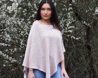 Poncho court en lin tricoté main pour femme