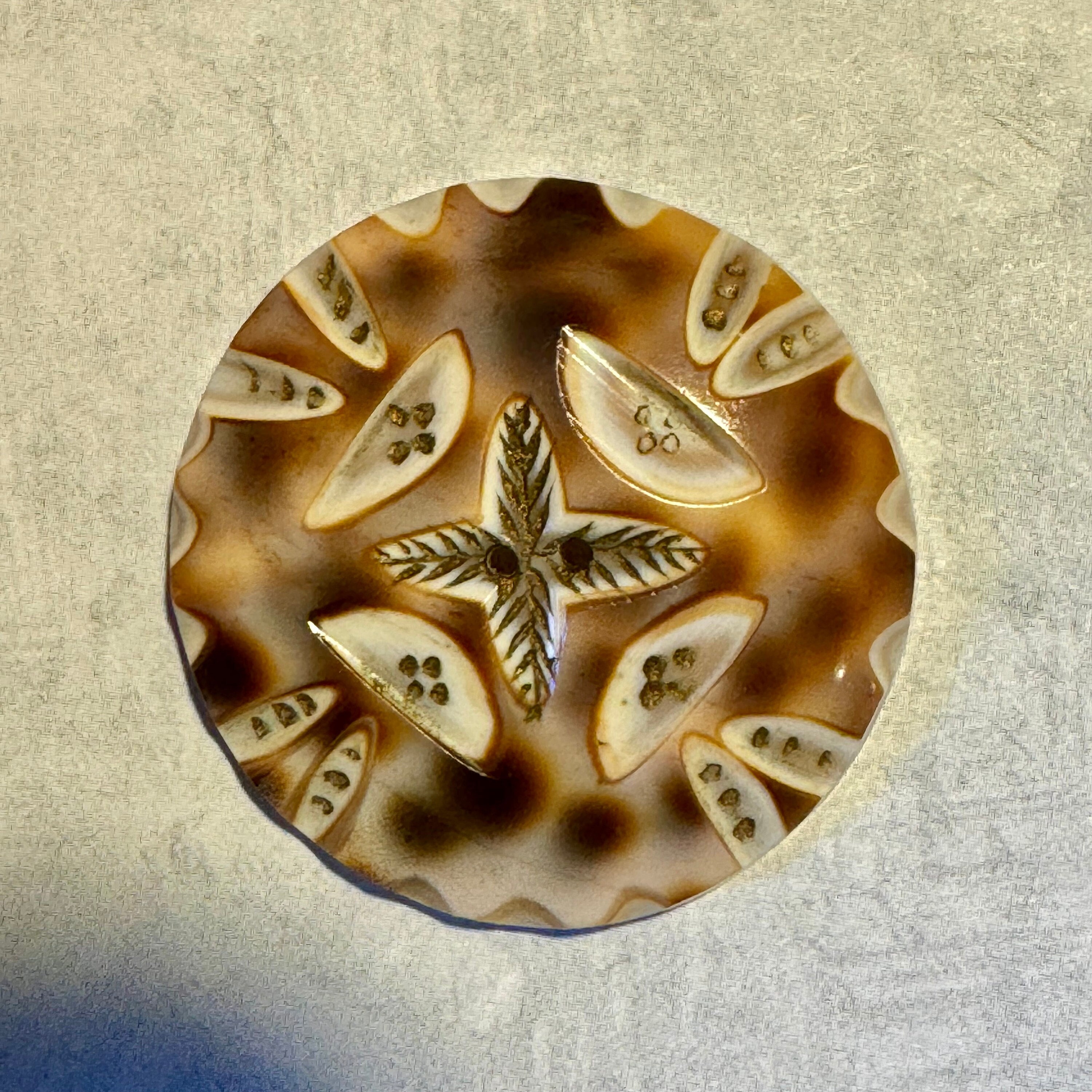 Vintage Cowrie Shell Button, Carved and Engraved/incised Vintage Cowrie Shell Button, Carved and Engraved/incised