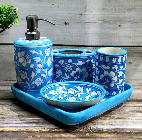frimærke dø revolution Handprinted Ceramic Bathroom Accessories Set Blue Pottery - Etsy Ireland