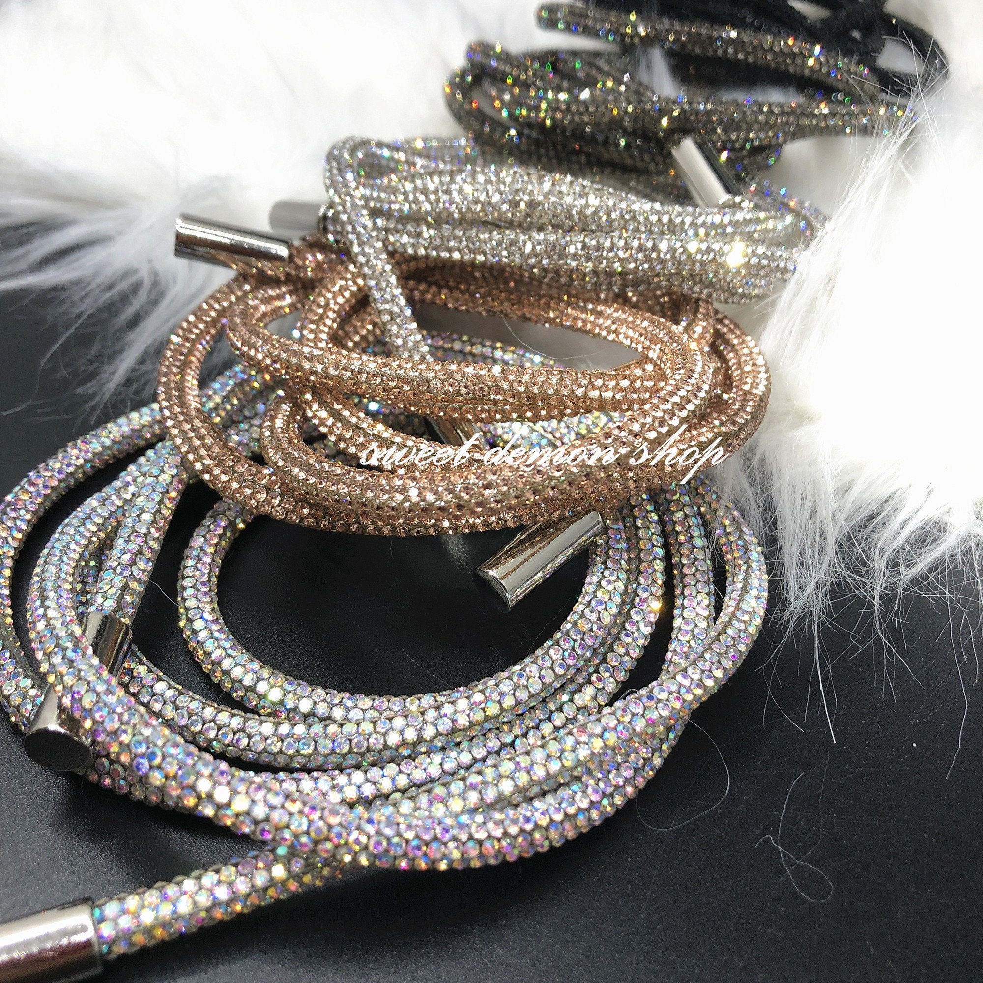 hoodie rope laces design
