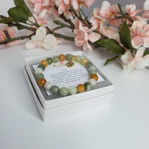 Bransoletka z jadeitu Lucky Flower, amulet na szczęście, najlepsza przyjaciółka, prezenty dla niej, serce, koniczyna autorstwa Nadalyn Rose