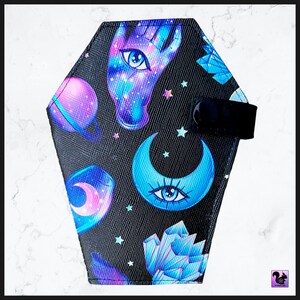 Billetera plegable de bolsillo con forma de ataúd Cool Blue Magick