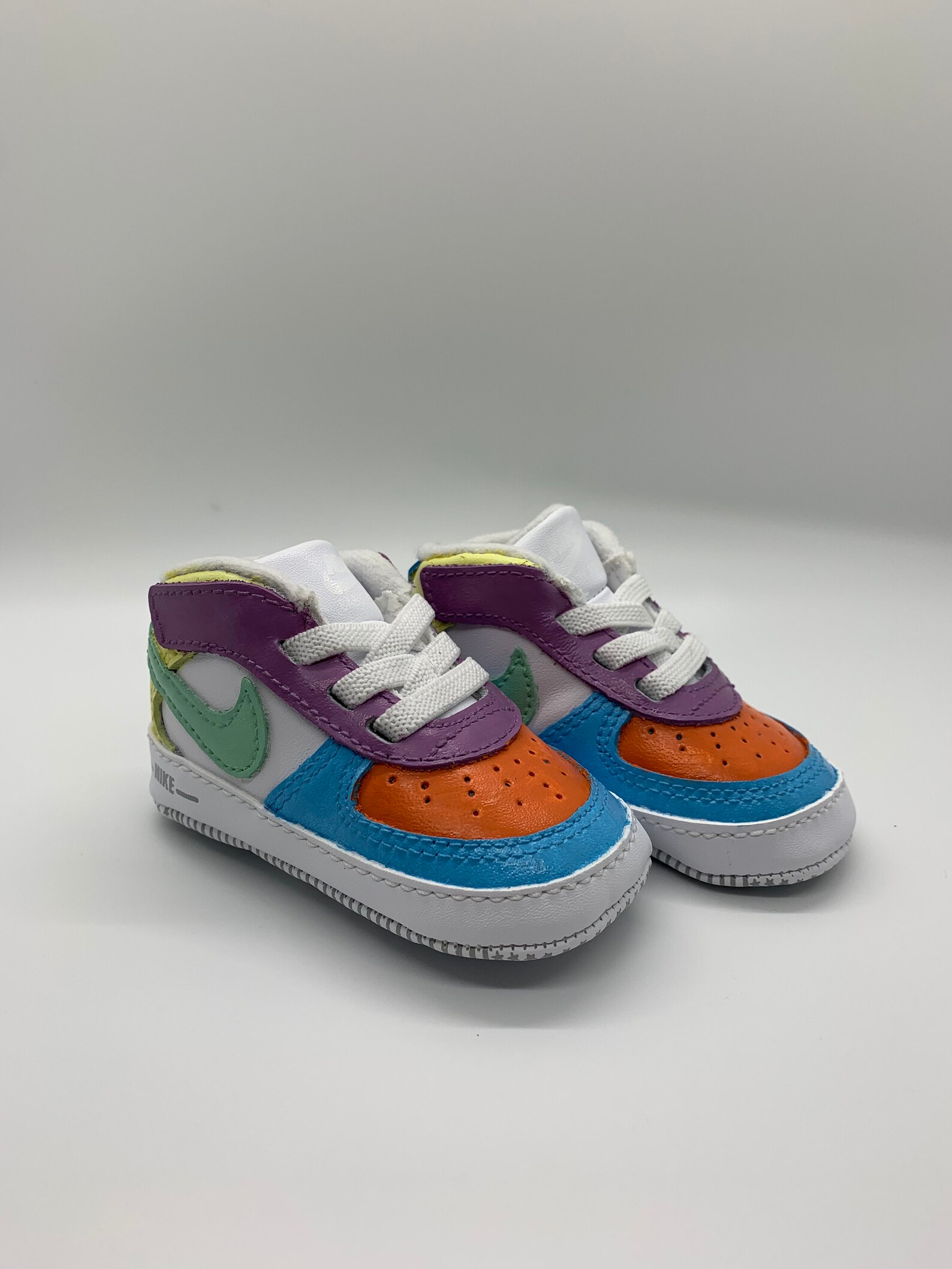 Nike Baby Dr. Seuss Shoes - Etsy