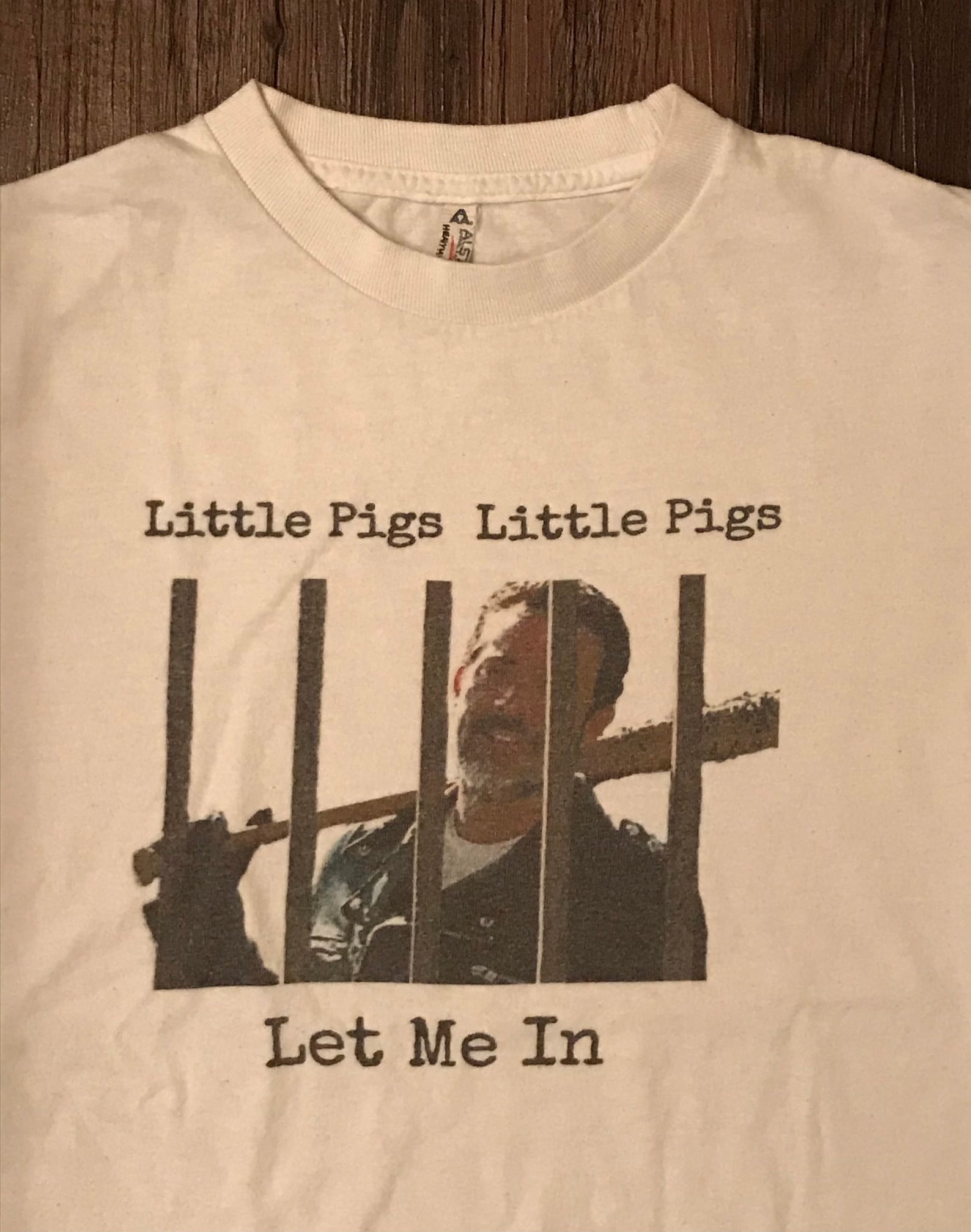 Little Pigs Little Pigs Let Me in Tshirt Size M Etsy