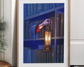 Lámina artística "Linterna en la sección restringida", Biblioteca del Castillo del Mago, Decoración de pared con un aire de libros melancólicos