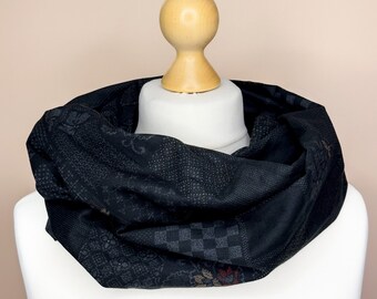 Traditional Black Japanese Cotton Infinity Scarf - Autumn / Winter Scarf