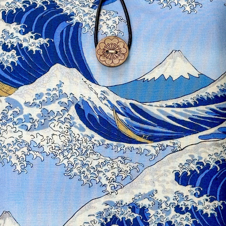 Japanische Baumwoll-Buchhülle – Buchschutz – Muster „Die große Welle“ – Geschenk für Leseratten – Geschenk für Bücherliebhaber Bild 2