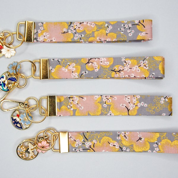 Porte-clés Lanyard Charms japonais - Porte-clés bracelet - Motif Sakura gris, rose et or